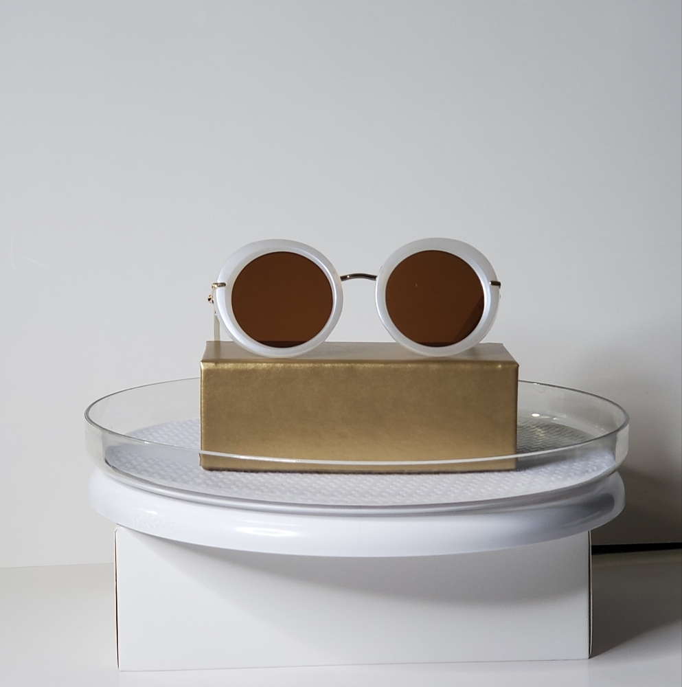 Stylish pearl  Round Sunglasses